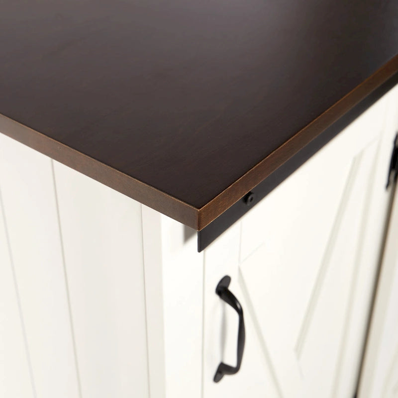 Desserte de cuisine en bois blanc de style ferme moderne